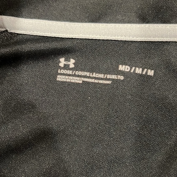 UMD under armor quarter zip - Picture 3 of 3